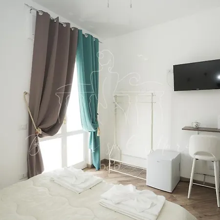 Balconi Sul Mare Bed & Breakfast 4*