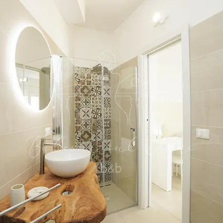 Balconi Sul Mare Bed & Breakfast 4*