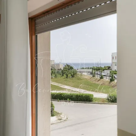 לינה וארוחת בוקר Balconi Sul Mare