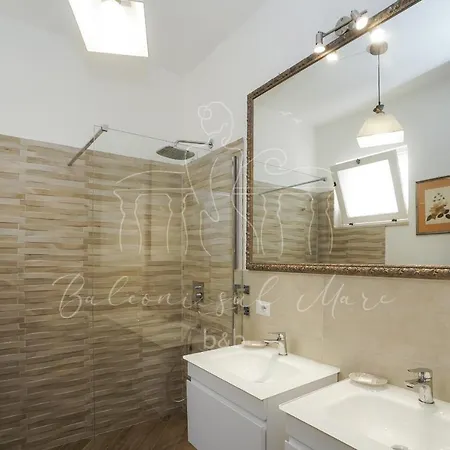 Bed & Breakfast Balconi Sul Mare *