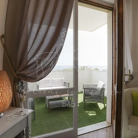 Balconi Sul Mare לינה וארוחת בוקר אוטרנטו