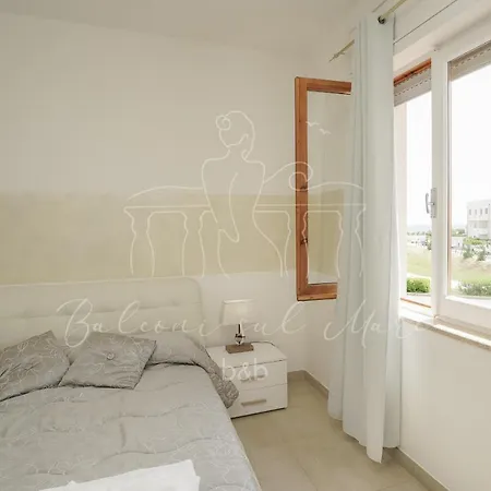 Balconi Sul Mare לינה וארוחת בוקר