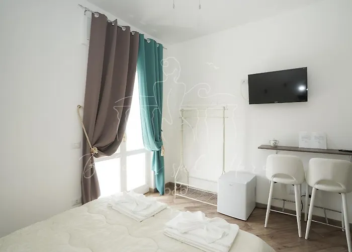 Balconi Sul Mare Bed & Breakfast 4*